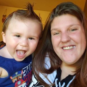 Meet your Posher, Desiree